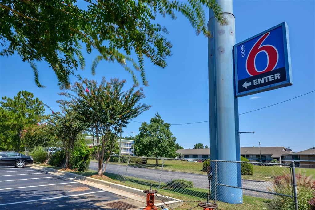 Rodeway Inn Tillmans Corner Ngoại thất bức ảnh