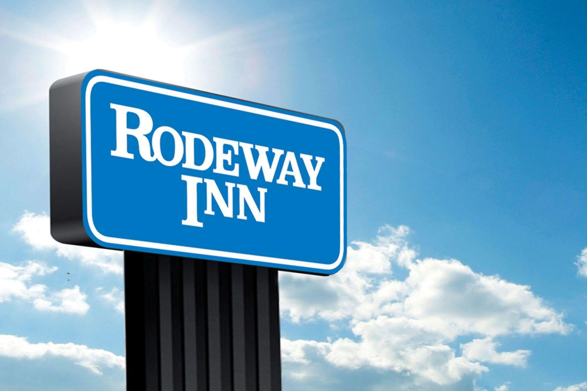 Rodeway Inn Tillmans Corner Ngoại thất bức ảnh